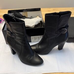 A.n.a. Upper leather Elegant Black Leather over  Ankle Boots 6.5 black